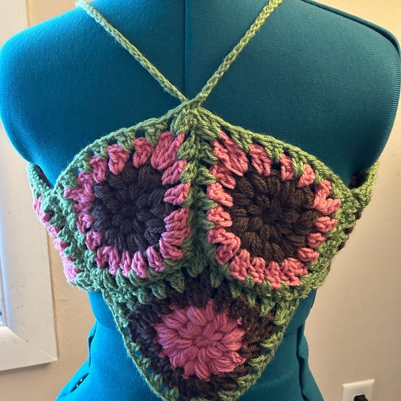 Handmade Crochet Floral Top - Picture 2 of 3